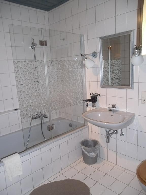 Pension Waldfrieden Maring-Noviand Стая снимка