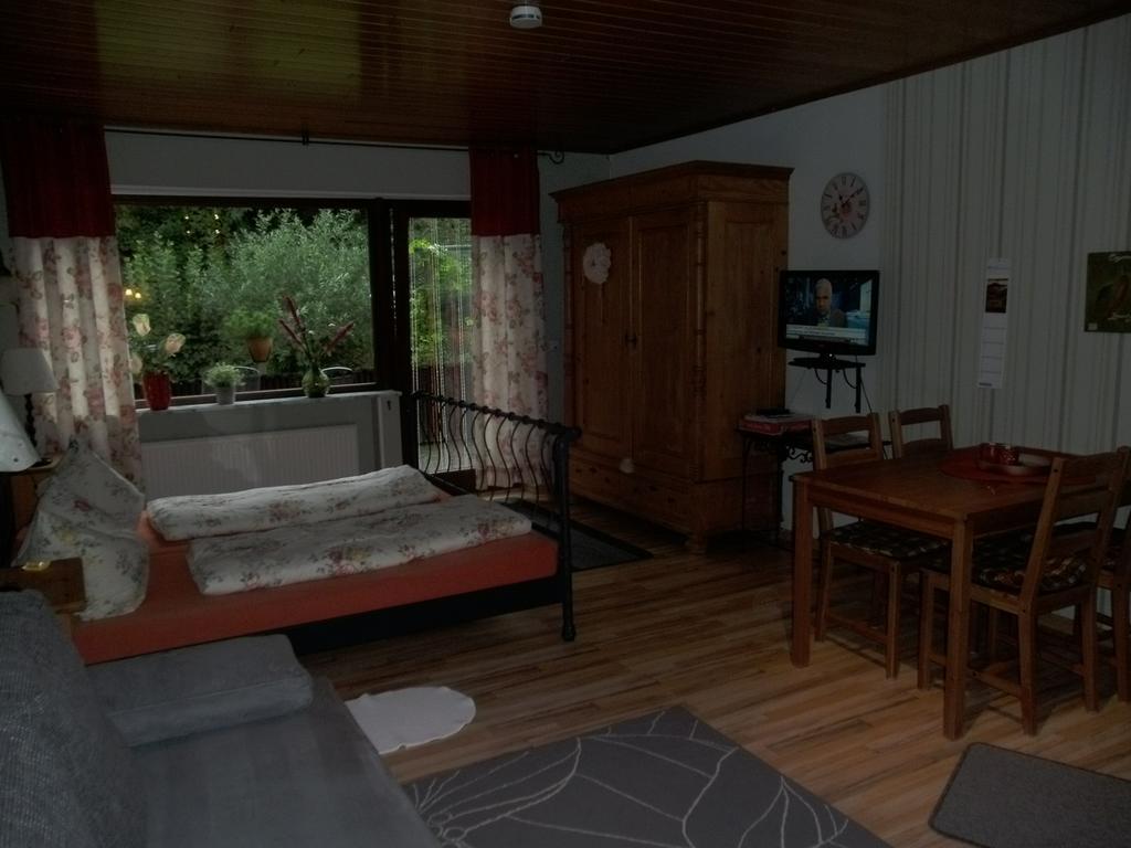 Pension Waldfrieden Maring-Noviand Стая снимка
