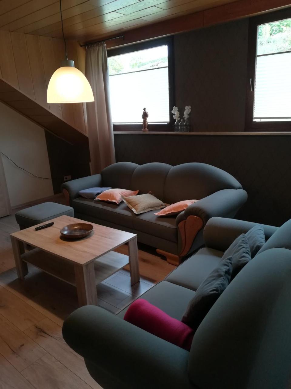 Pension Waldfrieden Maring-Noviand Екстериор снимка