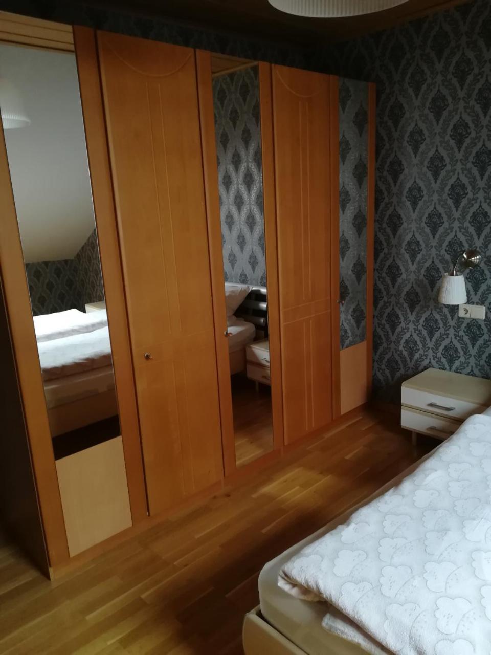Pension Waldfrieden Maring-Noviand Екстериор снимка